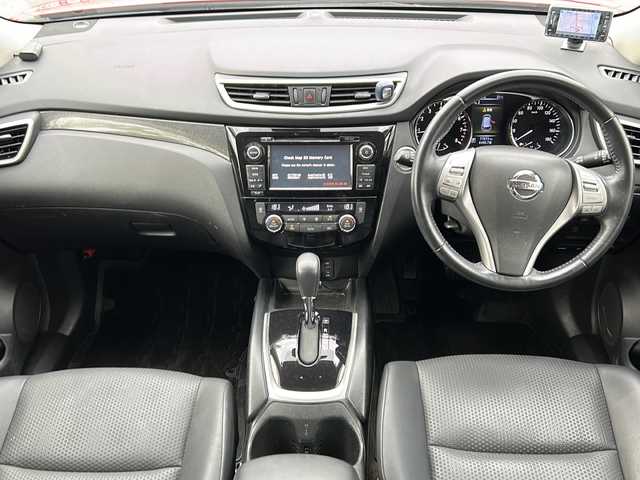 日産 エクストレイル 20X ブラックエクストリーマーX エマB 秋田県 2015(平27)年 7.7万km バーニングレッド 純正メモリナビ/純正CD、BT、フルセグ/全周囲カメラ/純正17インチアルミ/４WD/ETC/前後コーナーセンサー