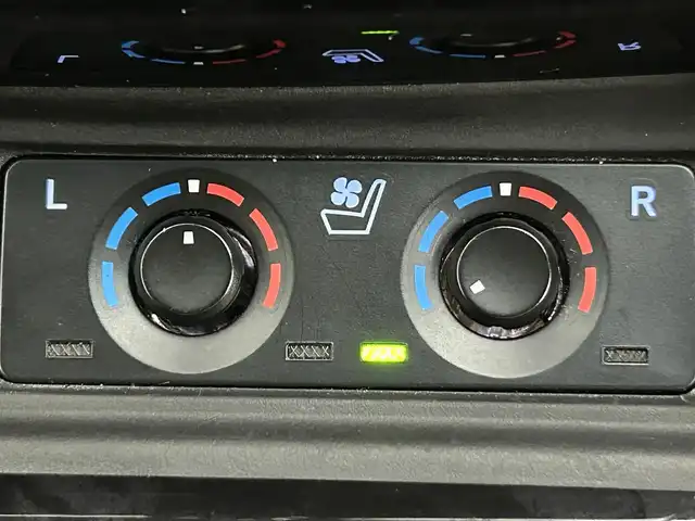 トヨタ アルファードハイブリット SR Cパッケージ 道央・札幌 2019(令1)年 2.4万km ホワイトパールクリスタルシャイン ・DOP１０インチSDナビ（NSZN-Z68T）/　CD/DVD/SD/BT/HDMI/フルセグTV/・純正12.1インチフリップダウンモニター（V12T-R68C）/・ツインムーンルーフ/・デジタルインナーミラー/・ビルトインETC2.0/・TRDエアロ＋マフラー/・積込RAYS/VERUSUS１９インチAW/　（夏245/45R19　残８ｍｍ）/・レーダークルーズコントロール（全車速追従機能付）/・トヨタセーフティセンス/　PCS/　LTA(センタートレース、操舵支援、ふらつき検知)/　PKSB/　BSM/　RSA/　先行車発進告知/・クリアランスソナー前後/・EV＆ECO MODE/・ブレーキホールド/・電子パーキングブレーキ/・ステアリングヒーター/・レザーシート/・D席メモリーシート/・D+N席シートベンチレーション/・D+N+２列目シートヒーター/・nanoe付デュアルAAC（WAC）/・三眼LEDヘッドライト/・LEDフォグランプ/・LEDフットイルミネーション/・オートマチックハイビーム/・オートライト/・オートワイパー/・ステアリングスイッチ/・格納式リヤサンシェード/・純正フロアマット/・ドアバイザー/・ドアミラーウィンカー/・プッシュスタート/・スマートキー