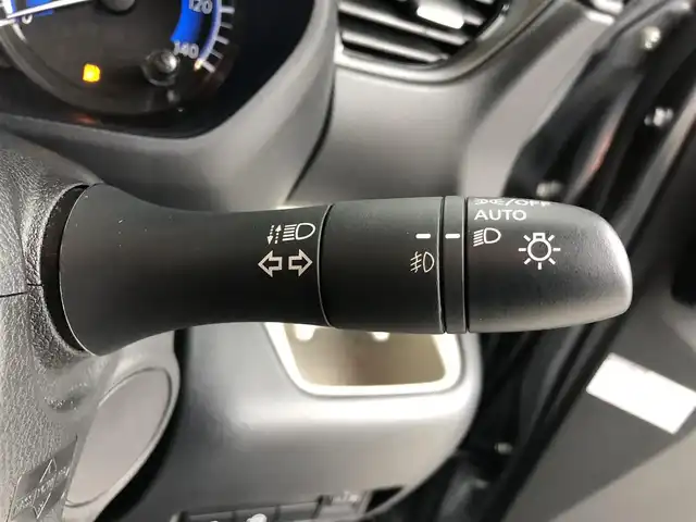 三菱 デリカミニ T プレミアム 愛知県 2024(令6)年 2万km グレー 4WD/寒冷地仕様/e-Assist/  　・衝突被害軽減ブレーキシステム/　　・車線逸脱警報システム/　　・ふらつき警報/　　・オートマチックハイビーム/　　・標識認識システム/マイパイロット/　　・レーダークルーズコントロール/　　・車線維持支援機能/デジタルインナーミラー/純正9インチディスプレイオーディオ/Bluetooth対応/マルチアラウンドモニター/ETC/革巻きステアリング/ステアリングヒーター/ハーフレザーシート/シートヒーター（前席）/両側パワースライドドア/純正LEDヘッドライト/フォグランプ/純正15インチアルミホイール