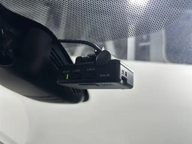 日産 セレナ ハイウェイスター V 大阪府 2020(令2)年 1.7万km ダイヤモンドブラック 全方位カメラ　後席モニター　フロントエアロ　カプロンシート　ＢＳＭ　クルコン　純正ナビＴＶ　両側電動　ＥＴＣ　ドラレコ　クリアランスソナー　オートマチックハイビーム　オートライト　ＬＥＤヘッドライト