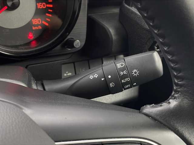 スズキ ジムニー シエラ JC 栃木県 2020(令2)年 4.2万km ブルーイッシュブラックパール3 社外8インチメモリーナビ/CD/DVD/フルセグTV/Bluetooth/バックカメラ/ドライブレコーダー/ETC/クルーズコントロール/LEDヘッドライト/フォグランプ/前席シートヒーター/純正16インチアルミホイール/背面タイヤ/ヘッドライトウォッシャー/衝突軽減ブレーキ/レーンキープアシスト