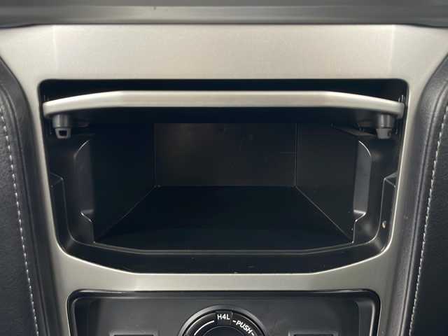 トヨタ ランドクルーザー プラド TX 秋田県 2021(令3)年 4.5万km ホワイトパールクリスタルシャイン ４WD/ワンオーナー　　/パイオニアナビ【AM/FM/BT/CD/DVD】　/フルセグＴＶ　/バックカメラ　/サンルーフ　/ニトロパワー１７インチＡＷ　/ステアリングスィッチ　/前席パワーシート/ＥＴＣ　/スマートキー　/クルーズコントロール/ルーフレール/前席シートヒーター クーラー/コーナーセンサー /ヘッドライトウォッシャー/クリフォードセキュリティー/フォグライト /ウィンカーミラー /社外フロアマット/プッシュスタート /革巻きステアリング/レザーシート/オートマチックハイビーム/オートライト/電格ミラー/レーンキープアシスト/衝突被害軽減システム/ステアリングリモコン/フロントワイパーデアイサー/クリアランスソナー /横滑り防止装置/前後ドライブレコーダー/保証書