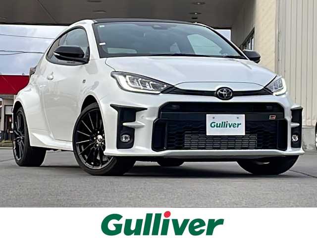 トヨタ ＧＲヤリス RZ 道北・旭川 2021(令3)年 0.7万km プラチナホワイトパールマイカ /4WD//禁煙車//JBLサウンド/BT/USB/Miracast/LTA/PCS/BSM/クリアランスソナー/RCTA/RSA/ACC/先行車発進告知//革巻きステアリング//ステアリングスイッチ//ハンドルヒーター//前席シートヒーター//LEDヘッドライト//オートライト//オートマチックハイビーム//ヘットライトレベライザー//カーボン調ルーフ//純正フロアマット//オートエアコン//ETC//保証書//取説