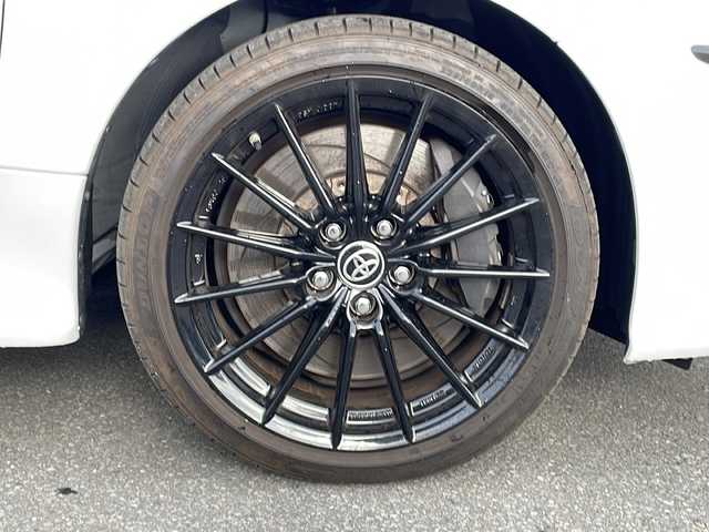 トヨタ ＧＲヤリス RZ 道北・旭川 2021(令3)年 0.7万km プラチナホワイトパールマイカ /4WD//禁煙車//JBLサウンド/BT/USB/Miracast/LTA/PCS/BSM/クリアランスソナー/RCTA/RSA/ACC/先行車発進告知//革巻きステアリング//ステアリングスイッチ//ハンドルヒーター//前席シートヒーター//LEDヘッドライト//オートライト//オートマチックハイビーム//ヘットライトレベライザー//カーボン調ルーフ//純正フロアマット//オートエアコン//ETC//保証書//取説