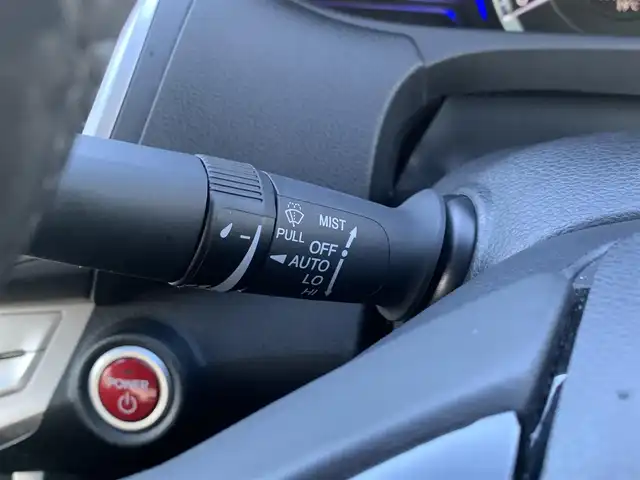 ホンダ アコード ハイブリッド EX 大分県 2015(平27)年 8.5万km ホワイトオーキッドパール ・純正HDDインターナビ/・フルセグ/・バックカメラ/・ナビ連動ETC2.0/・アダプティブクルーズコントロール/・ホンダセンシング/・オートハイビーム/・レーンキープアシスト/・パーキングセンサー/・前席パワーシート/・リアシェード