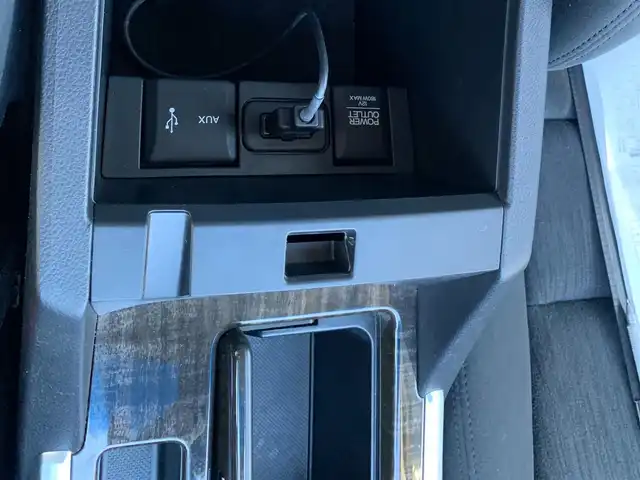 ホンダ アコード ハイブリッド EX 大分県 2015(平27)年 8.5万km ホワイトオーキッドパール ・純正HDDインターナビ/・フルセグ/・バックカメラ/・ナビ連動ETC2.0/・アダプティブクルーズコントロール/・ホンダセンシング/・オートハイビーム/・レーンキープアシスト/・パーキングセンサー/・前席パワーシート/・リアシェード