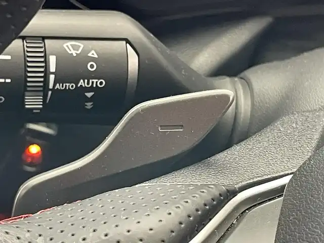 レクサス ＮＸ 350h Fスポーツ 愛知県 2023(令5)年 2.4万km グラファイトブラックガラスフレーク 純正１４型ナビＴＶ　ムーンルーフ　赤黒革　禁煙車　デジタルインナーミラー　全方位カメラ　内蔵型前後ドラレコ　オレンジキャリパー　ＡＣ１００Ｖ　ＨＤＭＩ　ＢＳＭ　ＨＵＤ　衝突軽減　追従クルコン　電動リアゲート　パドルシフト　電動リアゲート　シートヒーター　シートベンチレーション　ハンドルヒーター　ETC2.0　LEDオートライト　フォグランプ　コーナーセンサー　メモリシート　純正フロアマット　電動パーキング　