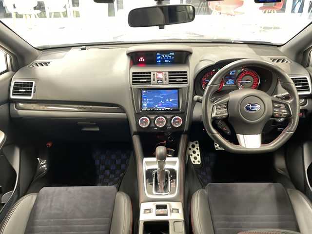 スバル ＷＲＸ Ｓ４ 2．0GT‐S アイサイト 岐阜県 2015(平27)年 5.4万km アイスシルバーメタリック アイサイト/STIエアロ/純正ナビ/Bluetooth/フルセグTV/DVD/バックカメラ/ETC/前席シートヒーター/前席パワーシート/レーダークルーズコントロール/レーンキープ/前後ドライブレコーダー/パドルシフト/電子パーキング/社外AW１８インチ