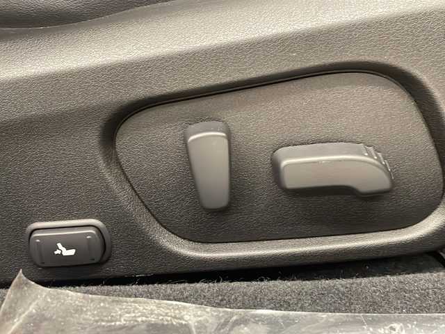 スバル ＷＲＸ Ｓ４ 2．0GT‐S アイサイト 岐阜県 2015(平27)年 5.4万km アイスシルバーメタリック アイサイト/STIエアロ/純正ナビ/Bluetooth/フルセグTV/DVD/バックカメラ/ETC/前席シートヒーター/前席パワーシート/レーダークルーズコントロール/レーンキープ/前後ドライブレコーダー/パドルシフト/電子パーキング/社外AW１８インチ