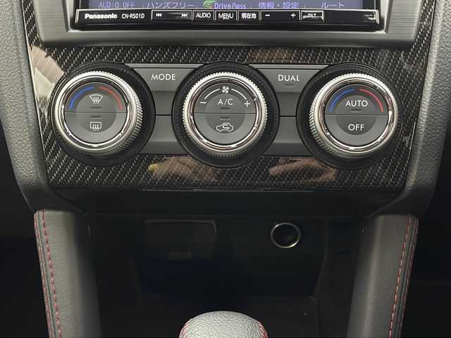 スバル ＷＲＸ Ｓ４ 2．0GT‐S アイサイト 栃木県 2015(平27)年 5.4万km アイスシルバーメタリック 純正ナビ/（フルセグ/BT/CD/DVD/AM/FM)/アイサイトVer2.0/STIエアロ/バックカメラ/プリクラッシュブレーキ/レーダークルーズコントロール/前席パワーシート/レーンキープアシスト/先行車発進お知らせ/横滑り防止/前後ドライブレコーダー/ETC/マルチインフォメーションディスプレイ/パドルシフト/電子パーキング/社外AW１８インチ/プッシュスタート/スマートキー/スペアキー