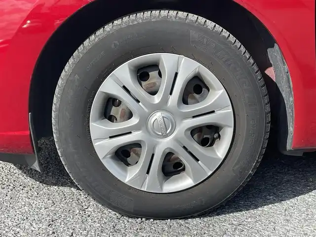 日産 ノート e－パワー X 茨城県 2017(平29)年 8.2万km ガーネットレッド 純正ナビ/（ＴＶ／Ｂｌｕｅｔｏｏｔｈ／ＣＤ／ＤＶＤ）/インテリジェントアラウンドビューモニター/スマートルームミラー/インテリジェントエマージェンシーブレーキ/車線逸脱警報/オートライト/前方ドライブレコーダー/ＥＴＣ/前後コーナーセンサー/衝突軽減防止装置/横滑り防止装置/パーキングセンサー/純正フロアマット/スペアキー/インテリジェントキー