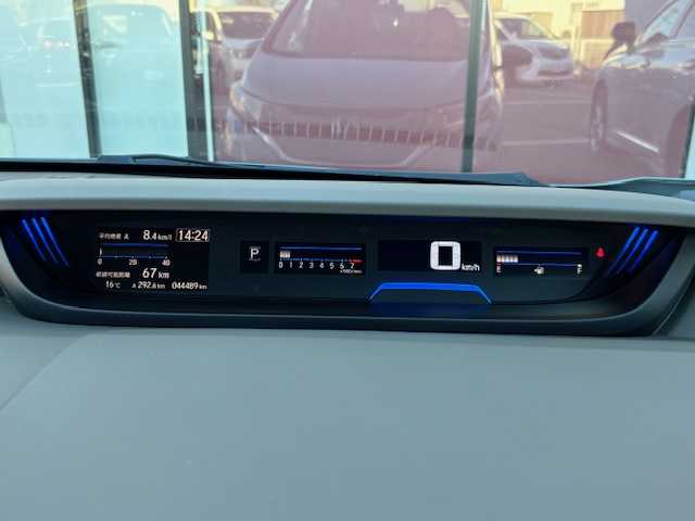 ホンダ フリード＋ G ホンダセンシング 宮城県 2017(平29)年 4.5万km ブルーホライゾンM 登録時走行距離44489ｋｍ/両側パワースライドドア/レーダークルーズコントロール/純正ナビ/・フルセグテレビ/・Bluetooth/純正ドライブレコーダー/バックカメラ/ビルトインＥＴＣ/衝突被害軽減ブレーキ/レーンキープアシスト/ＬＥＤヘッドライト/オートライト/横滑り防止機能/純正アルミホイール/プッシュスタート/スマートキー/ウインカーミラー/電格ミラー/純正フロアマット/後席サンシェード