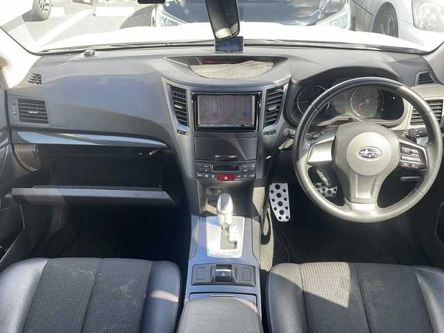 スバル レガシィ ツーリングワゴン 2．0GT DIT 大阪府 2013(平25)年 9万km サテンホワイトパール ダイアトーンプレミアムサラウンド/社外ナビ/バックカメラ/ETC/純正１８インチAW/HIDヘッドライト/フォグランプ/ドライブレコーダー/クルーズコントロール/前席パワーシート/革巻きステアリング/パドルシフト/ヒルアシスト/ウインカーミラー/純正マット/保証書/取扱説明書/スペアキー1本