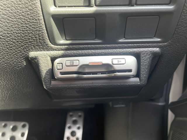 スバル レガシィ ツーリングワゴン 2．0GT DIT 大阪府 2013(平25)年 9万km サテンホワイトパール ダイアトーンプレミアムサラウンド/社外ナビ/バックカメラ/ETC/純正１８インチAW/HIDヘッドライト/フォグランプ/ドライブレコーダー/クルーズコントロール/前席パワーシート/革巻きステアリング/パドルシフト/ヒルアシスト/ウインカーミラー/純正マット/保証書/取扱説明書/スペアキー1本