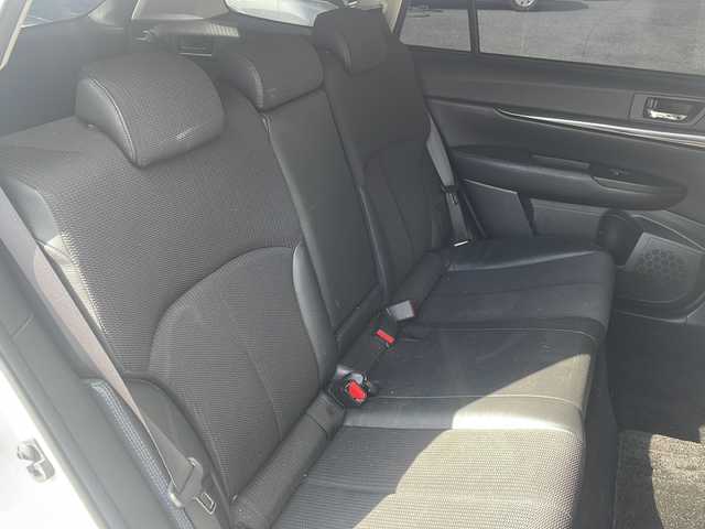 スバル レガシィ ツーリングワゴン 2．0GT DIT 大阪府 2013(平25)年 9万km サテンホワイトパール ダイアトーンプレミアムサラウンド/社外ナビ/バックカメラ/ETC/純正１８インチAW/HIDヘッドライト/フォグランプ/ドライブレコーダー/クルーズコントロール/前席パワーシート/革巻きステアリング/パドルシフト/ヒルアシスト/ウインカーミラー/純正マット/保証書/取扱説明書/スペアキー1本