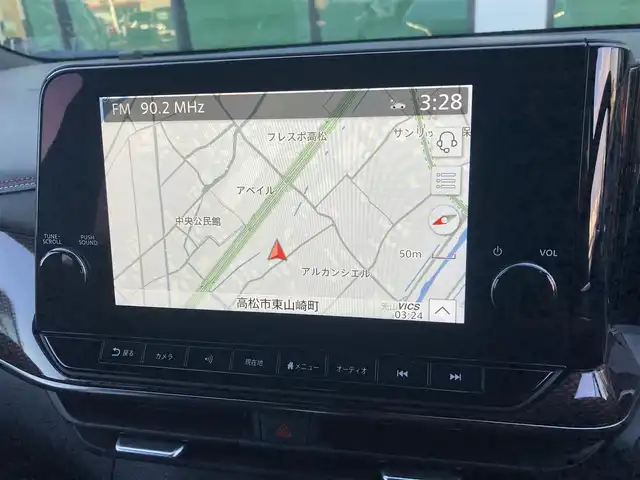 日産 オーラ ニスモ 香川県 2021(令3)年 2.9万km ピュアホワイトパール / スーパーブラック 2トーン 登録時走行距離：28951km/純正9型ナビ/　BT　フルセグTV/全方位カメラ/エマージェンシーブレーキ/レーダークルーズコントロール/レーンキープアシスト/クリアランスソナー/ブラインドスポットモニター/オートハイビーム/LEDヘッドライト/フォグランプ/リアフォグ/電子パーキングブレーキ/置くだけ充電/デジタルインナーミラー/ドライブレコーダー/ビルトインETC2.0/ハーフレザーシート/プッシュスタート/スマートキー