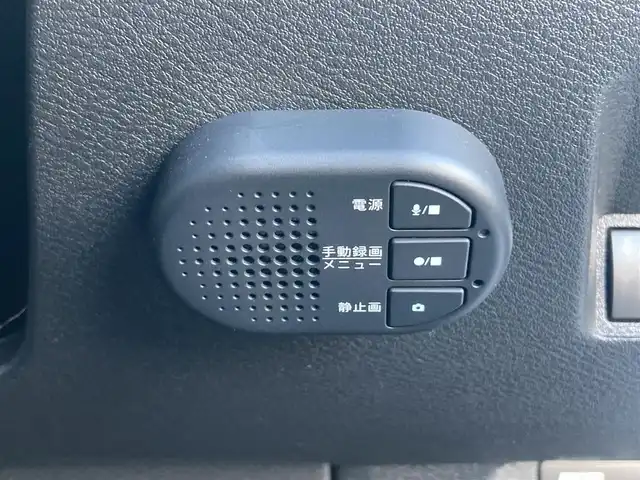 日産 オーラ ニスモ 香川県 2021(令3)年 2.9万km ピュアホワイトパール / スーパーブラック 2トーン 登録時走行距離：28951km/純正9型ナビ/　BT　フルセグTV/全方位カメラ/エマージェンシーブレーキ/レーダークルーズコントロール/レーンキープアシスト/クリアランスソナー/ブラインドスポットモニター/オートハイビーム/LEDヘッドライト/フォグランプ/リアフォグ/電子パーキングブレーキ/置くだけ充電/デジタルインナーミラー/ドライブレコーダー/ビルトインETC2.0/ハーフレザーシート/プッシュスタート/スマートキー