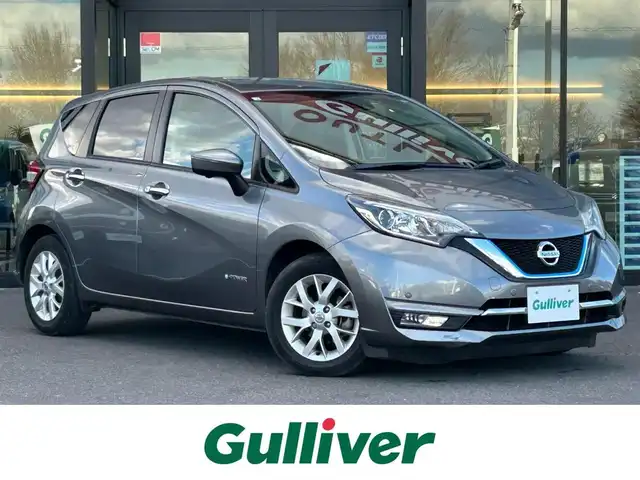 日産 ノート メダリスト 栃木県 2017(平29)年 3.9万km ダークメタルグレー 衝突被害軽減ブレーキ/純正7インチナビ/フルセグTV/DVD/Bluetooth/AUX/SD/全方位カメラ/ETC/前ドライブレコーダー/ハーフレザー/プッシュEgスタート/ステアリングリモコン/LEDオートライト/レーンキープアシスト/スマートルームミラー/純正フロアマット/純正15インチAW/アイドリングストップ/横滑り防止装置