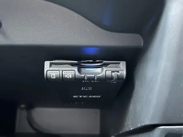 日産 ノート メダリスト 栃木県 2017(平29)年 3.9万km ダークメタルグレー 衝突被害軽減ブレーキ/純正7インチナビ/フルセグTV/DVD/Bluetooth/AUX/SD/全方位カメラ/ETC/前ドライブレコーダー/ハーフレザー/プッシュEgスタート/ステアリングリモコン/LEDオートライト/レーンキープアシスト/スマートルームミラー/純正フロアマット/純正15インチAW/アイドリングストップ/横滑り防止装置