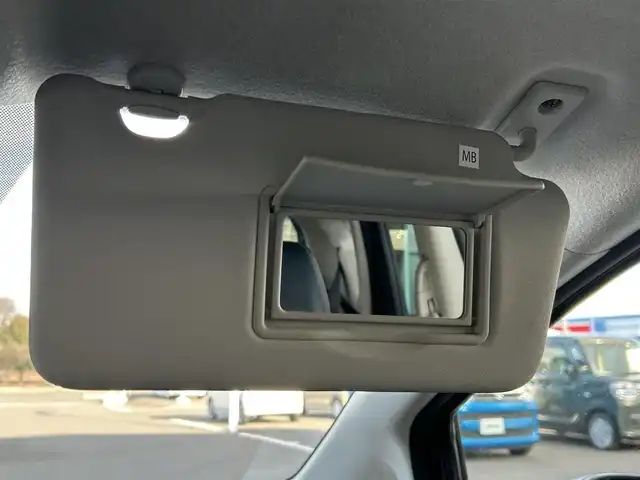 日産 ノート メダリスト 栃木県 2017(平29)年 3.9万km ダークメタルグレー 衝突被害軽減ブレーキ/純正7インチナビ/フルセグTV/DVD/Bluetooth/AUX/SD/全方位カメラ/ETC/前ドライブレコーダー/ハーフレザー/プッシュEgスタート/ステアリングリモコン/LEDオートライト/レーンキープアシスト/スマートルームミラー/純正フロアマット/純正15インチAW/アイドリングストップ/横滑り防止装置