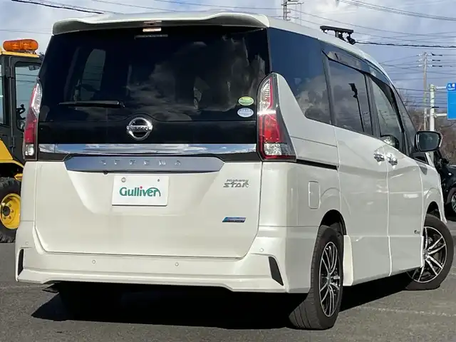 日産 セレナ