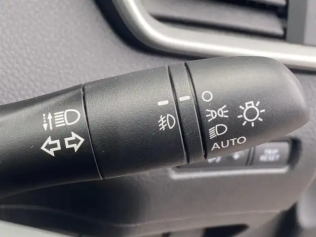 日産 エクストレイル 20X エマージェンシーブレーキ 香川県 2017(平29)年 3万km ダイヤモンドブラック 4WD/ディーラーOPナビ(フルセグTV/CD/DVD/Bluetooth)/合皮シート/シートヒーター/前後コーナーセンサー/ドライブレコーダー/ダウンヒルアシストコントロール/バックカメラ/アイドリングストップ/ETC