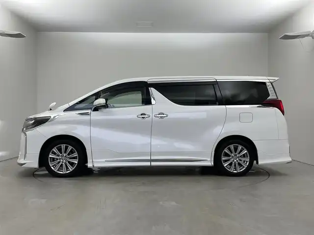 トヨタ アルファード S タイプゴールド 埼玉県 2020(令2)年 3.2万km ホワイトパールクリスタルシャイン 純正ディスプレイオーディオ/ディスクドライブ付/バックカメラ/後席フリップダウンモニター/ビルトインETC/ダブルサンルーフ/両側パワースライドドア/パワーバックドア/LEDヘッドライト/オートライト/オートハイビーム/コーナーセンサー/ドラレコ/ステアリングリモコン/レーダークルーズコントロール/トヨタセーフティセンス/ハーフレザーシート/ドアバイザー/モデリスタエアロ/純正１８インチアルミホイール/スマートキー