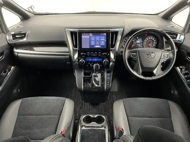 トヨタ アルファード S タイプゴールド 埼玉県 2020(令2)年 3.2万km ホワイトパールクリスタルシャイン 純正ディスプレイオーディオ/ディスクドライブ付/バックカメラ/後席フリップダウンモニター/ビルトインETC/ダブルサンルーフ/両側パワースライドドア/パワーバックドア/LEDヘッドライト/オートライト/オートハイビーム/コーナーセンサー/ドラレコ/ステアリングリモコン/レーダークルーズコントロール/トヨタセーフティセンス/ハーフレザーシート/ドアバイザー/モデリスタエアロ/純正１８インチアルミホイール/スマートキー