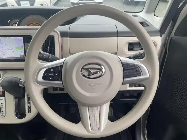 ダイハツ ムーヴ キャンバス G メイクアップ SA Ⅲ 福岡県 2018(平30)年 8.7万km パールホワイトⅢ/ライトローズマイカメタリックⅡ 2トーン 純正ナビ(CD/DVD/SD/Bluetooth/フルセグ)/両側パワースライドドア/バックカメラ/衝突軽減ブレーキ/横滑り防止装置/コーナーセンサー(後ろ)/キセノンヘッドライト/前方ドラレコ/ETC/オートライト/オートマチックハイビーム/純正フロアマット/プッシュスタート/スマートキー×2/ステアリングリモコン/電格ミラー/ISOFIX