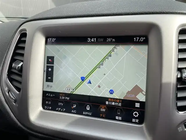 クライスラー・ジープ ジープ コンパス ロンジチュード 香川県 2020(令2)年 6.2万km ブライトホワイト 純正ナビ（BT/USB/フルセグTV）/バックカメラ/前後ドライブレコーダー/パーキングアシスト/オートライト/純正17インチAW