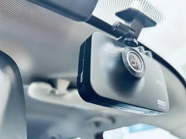 ＭＩＮＩ ＢＭＷ ミニ クラブマン クーパーD 大阪府 2020(令2)年 1.6万km チリ・レッド ペッパーP/インテリジェントセーフティ/純正ナビ/バックカメラ/ACC/クリアランスソナー/純正17インチAW/LEDヘッドライト/ETC/ドラレコ/USB/Bluetooth