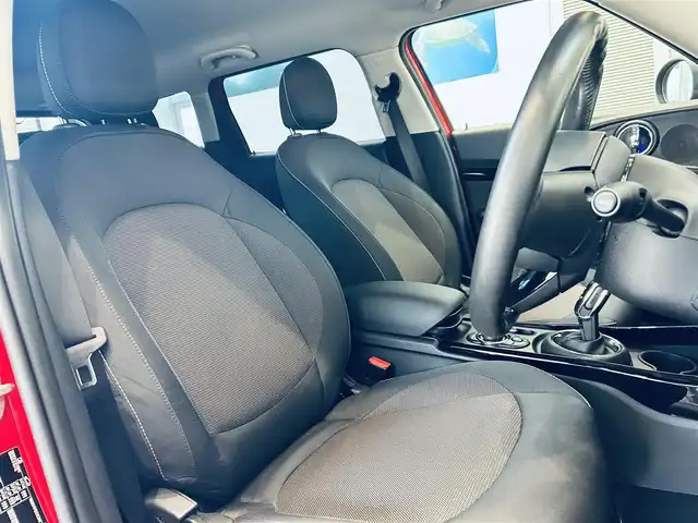 ＭＩＮＩ ＢＭＷ ミニ クラブマン クーパーD 大阪府 2020(令2)年 1.6万km チリ・レッド ペッパーP/インテリジェントセーフティ/純正ナビ/バックカメラ/ACC/クリアランスソナー/純正17インチAW/LEDヘッドライト/ETC/ドラレコ/USB/Bluetooth