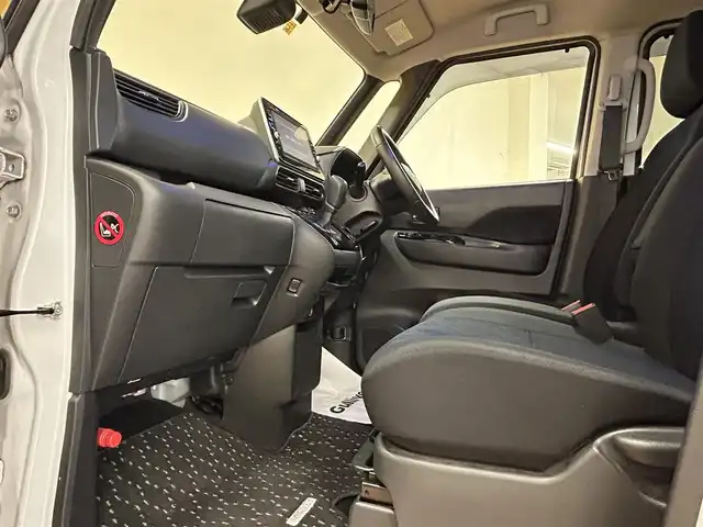 日産 ルークス HWS Gターボ プロパイロットED 群馬県 2020(令2)年 7.1万km ホワイトパール 360°セーフティアシスト/・インテリジェントエマージェンシーブレーキ/・踏み間違い衝突防止アシスト/・インテリジェントLI +LDW/・インテリジェントFCW/・ハイビームアシスト/・アダプティブLEDヘッドライトシステム/・インテリジェントDA/プロパイロット/純正9インチSDナビ/・フルセグTV/・CD/DVD/BT/・USB/iPod/SD/・AM.FM/アラウンドビューモニター/パーキングセンサー/ビルトインETC/ドライブレコーダー/ハンズフリー両側電動スライドドア/革巻きステアリング/ステアリングスイッチ/アイドリングストップ/電子パーキングブレーキ/オートホールド/USBポート/LEDヘッドライト/フォグランプ/オートライト/純正15インチAW/純正フロアマット/純正ドアバイザー/電動格納ウィンカーミラー/横滑り防止システム