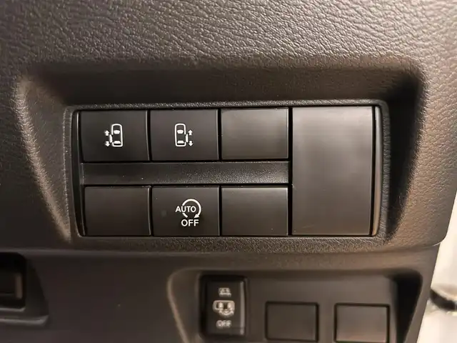 日産 ルークス HWS Gターボ プロパイロットED 群馬県 2020(令2)年 7.1万km ホワイトパール 360°セーフティアシスト/・インテリジェントエマージェンシーブレーキ/・踏み間違い衝突防止アシスト/・インテリジェントLI +LDW/・インテリジェントFCW/・ハイビームアシスト/・アダプティブLEDヘッドライトシステム/・インテリジェントDA/プロパイロット/純正9インチSDナビ/・フルセグTV/・CD/DVD/BT/・USB/iPod/SD/・AM.FM/アラウンドビューモニター/パーキングセンサー/ビルトインETC/ドライブレコーダー/ハンズフリー両側電動スライドドア/革巻きステアリング/ステアリングスイッチ/アイドリングストップ/電子パーキングブレーキ/オートホールド/USBポート/LEDヘッドライト/フォグランプ/オートライト/純正15インチAW/純正フロアマット/純正ドアバイザー/電動格納ウィンカーミラー/横滑り防止システム