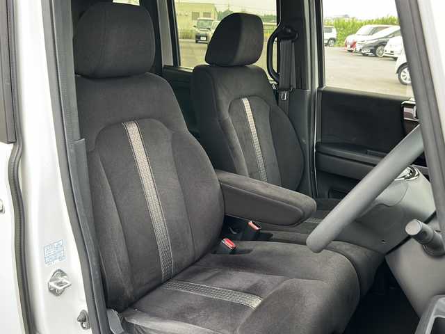 ホンダ Ｎ ＢＯＸ カスタム G L ホンダセンシング 鹿児島県 2020(令2)年 2.6万km プラチナホワイトパール 社外ナビ／Bluetooth／CD／DVD/Gathers（VXM-204VFi）/クルーズコントロール/オートライト/両側パワースライドドア/プッシュスタートボタン/パワーウィンドウ/電動格納ミラー/シートヒーター/ETC/カーテンエアバック/レーンアシスト