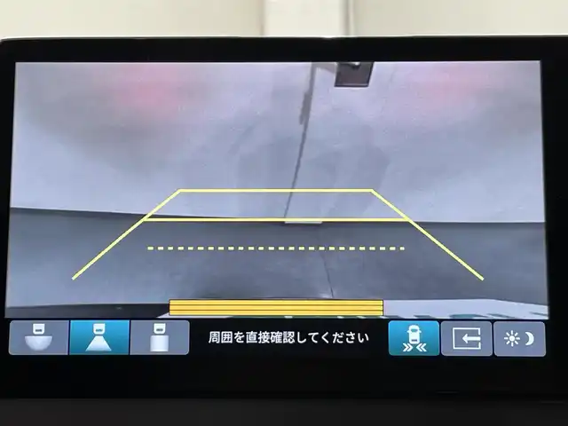 ホンダ ヴェゼル ハイブリッド e:HEV Z 愛知県 2024(令6)年 1.3万km クリスタルブラックパール 純正９インチホンダコネクトディスプレーナビ　/（AM/FM/フルセグTV/Bluetooth/CarPlay/USB)/ワイヤレス充電　/ホンダセンシング　/　　-衝突軽減ブレーキ（CMBS）/　　-レーダークルーズコントロール　/　　-誤発進抑制機能/　　-路外逸脱抑制機能　/　　-車線維持支援システム/　　-先行車発進お知らせ機能/　　-標識認識機能/　　-オートハイビーム/ブラインドスポットインフォメーション/後退出庫サポート/シートヒーター　/ステアリングヒーター/ビルトインＥＴＣ２．０　/純正前後ドライブレコーダー　/バックカメラ　/電動バックドア　/パドルシフト/ハーフレザーシート/純正フロアマット
