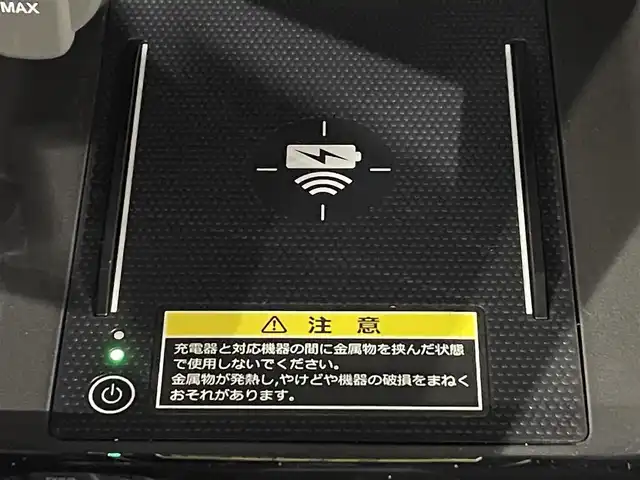 ホンダ ヴェゼル ハイブリッド e:HEV Z 愛知県 2024(令6)年 1.3万km クリスタルブラックパール 純正９インチホンダコネクトディスプレーナビ　/（AM/FM/フルセグTV/Bluetooth/CarPlay/USB)/ワイヤレス充電　/ホンダセンシング　/　　-衝突軽減ブレーキ（CMBS）/　　-レーダークルーズコントロール　/　　-誤発進抑制機能/　　-路外逸脱抑制機能　/　　-車線維持支援システム/　　-先行車発進お知らせ機能/　　-標識認識機能/　　-オートハイビーム/ブラインドスポットインフォメーション/後退出庫サポート/シートヒーター　/ステアリングヒーター/ビルトインＥＴＣ２．０　/純正前後ドライブレコーダー　/バックカメラ　/電動バックドア　/パドルシフト/ハーフレザーシート/純正フロアマット