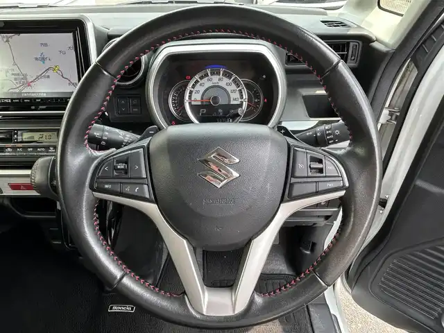 スズキ スペーシア カスタム HYBRID XS ターボ 佐賀県 2020(令2)年 5.4万km ピュアホワイトパール/ブラック2トーン デュアルセンサーブレーキサポート/リアセンサー/レーダークルーズコントロール/純正8インチSDナビ/・全方位モニター/・フルセグTV/BT/CD/DVD/アルパインフリップダウンモニター/両側パワースライドドア/純正15インチAW/LEDヘッドライト/オートライト/フォグランプ/ハーフレザーシート（合皮）/シートヒーター/革巻きステアリング/パドルシフト/ETC/リアサーキュレーター/リアサンシェード/リアシートテーブル/電動格納ミラー/フロアマット/ドアバイザー/エアバックW/サイド/カーテン
