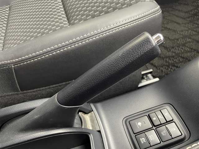 トヨタ アクア クロスオーバー 茨城県 2018(平30)年 1.8万km ブラッキッシュアゲハガラスフレーク 純正9型ナビ/バックカメラ/フルセグ/衝突被害軽減ブレーキ/車線逸脱抑制装置/オートマチックハイビーム/クリアランスソナー/ETC2.0/ドラレコ/シートヒーター/純正16インチAW/LEDヘッドライト/スマートキー