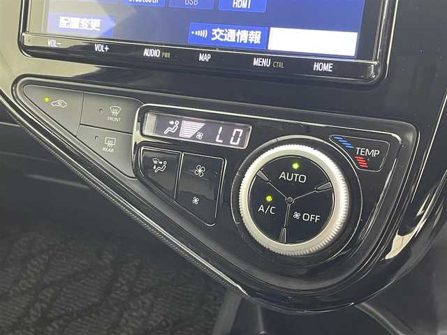 トヨタ アクア クロスオーバー 茨城県 2018(平30)年 1.8万km ブラッキッシュアゲハガラスフレーク 純正9型ナビ/バックカメラ/フルセグ/衝突被害軽減ブレーキ/車線逸脱抑制装置/オートマチックハイビーム/クリアランスソナー/ETC2.0/ドラレコ/シートヒーター/純正16インチAW/LEDヘッドライト/スマートキー