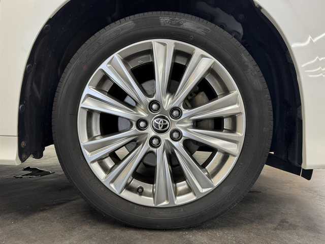 トヨタ ヴェルファイア Z ゴールデンアイズ 三重県 2020(令2)年 5万km ホワイトパールクリスタルシャイン ガソリン/FF/MTモード付インパネCVT/純正 9インチディスプレイオーディオ（ナビ搭載）/（AM/FM/TV/Bluetooth/USB/iPod/Miracast/AppleCarPlay/AndroidAuto）/純正12.1インチ後席モニター V12T-R68C/バックカメラ/両側パワースライドドア/ビルトイン ETC/Toyota Safety Sense/・プリクラッシュセーフティ/・レーントレーシングアシスト/・レーダークルコン（全車速追従機能付）/・インテリジェントクリアランスソナー（パーキングサポートブレーキ（静止物））/・【OP】ブラインドスポットモニター＆リヤクロストラフィックアラート/・アダプティブハイビームシステム/・ロードサインアシスト/・先行車発進告知機能/装備/・【OP】デジタルインナーミラー/・【OP】寒冷地仕様（リヤフォグランプ、ウインドシールドデアイサー、ワイパーモーター・オルタネータ容量＆エンジン冷却液濃度UP、補助ヒーターなど）/・ハーフレザーシート/・パワーバックドア/・2ndシートオットマン/・AC100Vコンセント（100W）/・左右＆後席独立オートエアコン/・3眼LEDヘッドランプ/・純正18inAW/・スマートキーx2、リモコンE/Gスターターx1/など