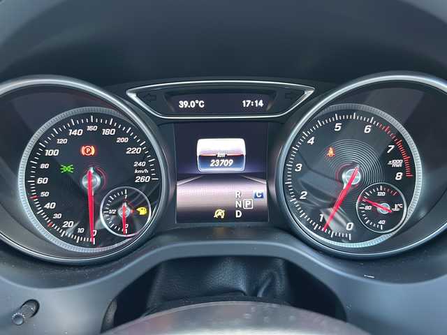 メルセデス・ベンツ ＣＬＡ１８０ Sブレイク AMG スタイル 岡山県 2018(平30)年 2.4万km マウンテングレー 純正フルセグメモリーナビ/（Bluetooth/USB）/純正18インチアルミホイール（AMG）/純正フロアマット/パワーシート（前席）/harman/kardonオーディオ/サンルーフ/レーダーセーフティーパーキング/パークトロニック/電動リアゲート/クルーズコントロール/パドルシフト/アイドリングストップ/ETC/横滑り防止装置/スマートキー/スペアキー1本/保証書/取説書
