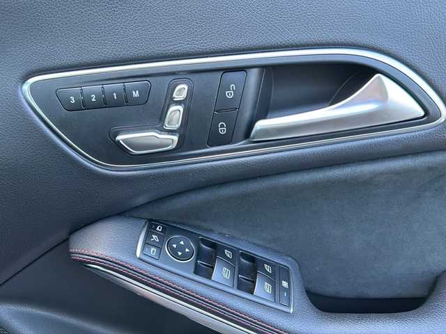 メルセデス・ベンツ ＣＬＡ１８０ Sブレイク AMG スタイル 岡山県 2018(平30)年 2.4万km マウンテングレー 純正フルセグメモリーナビ/（Bluetooth/USB）/純正18インチアルミホイール（AMG）/純正フロアマット/パワーシート（前席）/harman/kardonオーディオ/サンルーフ/レーダーセーフティーパーキング/パークトロニック/電動リアゲート/クルーズコントロール/パドルシフト/アイドリングストップ/ETC/横滑り防止装置/スマートキー/スペアキー1本/保証書/取説書