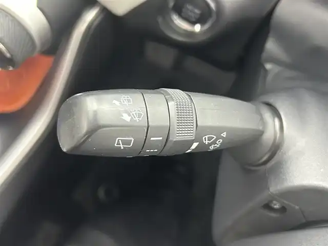 トヨタ ＲＡＶ４ アドベンチャー 熊本県 2021(令3)年 3.7万km アッシュグレーメタリック/アーバンカーキ ワンオーナー車/サンルーフ/アルパインナビ（ApplCarPlay・BT・フルセグ・SD・USB）/バックカメラ/レザーシート/前席エアシート/前席シートヒーター/運転席パワーシート/ステアリングヒーター/トヨタセーフティーセンス/・プリクラッシュセーフティ/・レーンキープアシスト/・ブラインドスポットモニター/・リアクロストラフィックアラート/・ロードサインアシスト/・レーダークルーズコントロール/・オートハイビーム/横滑り防止/アイドリングストップ/ダウンヒルアシスト/デジタルインナーミラー/前後クリアランスソナー/純正フロアゴムマット/純正19インチAW/オートライト/LEDヘッドライト/フォグライト/スマートキー/プッシュスタート/スペアキー1本/保証書/取扱説明書
