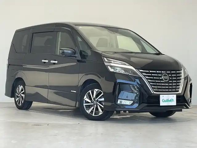 日産 セレナ ハイウェイスター V 愛知県 2021(令3)年 5.3万km ダイヤモンドブラック 純正10型ナビ/フルセグTV/CD/DVD再生/Bluetooth接続/アラウンドニューモニター/純正フリップダウンモニター/衝突被害軽減ブレーキ/車線逸脱警報機能/ブラインドスポットモニター/両側電動スライドドア/レーダークルーズコントロール/コーナーセンサー/純正アルミホイール/ETC/純正LEDヘッドライト/ステアリングヒーター/インテリジェントルームミラー/リアオートエアコン/ドライブレコーダー/ステアリングスイッチ/スマートキー/プッシュスタート