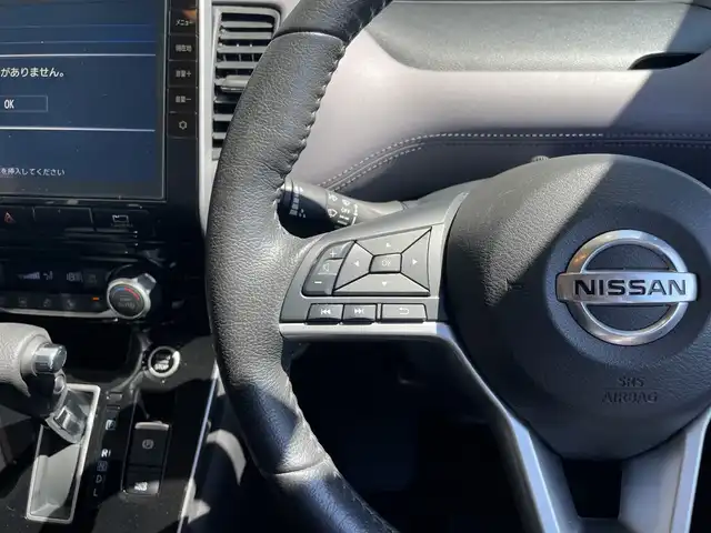 日産 セレナ ハイウェイスター V 愛知県 2021(令3)年 5.3万km ダイヤモンドブラック 純正10型ナビ/フルセグTV/CD/DVD再生/Bluetooth接続/アラウンドニューモニター/純正フリップダウンモニター/衝突被害軽減ブレーキ/車線逸脱警報機能/ブラインドスポットモニター/両側電動スライドドア/レーダークルーズコントロール/コーナーセンサー/純正アルミホイール/ETC/純正LEDヘッドライト/ステアリングヒーター/インテリジェントルームミラー/リアオートエアコン/ドライブレコーダー/ステアリングスイッチ/スマートキー/プッシュスタート