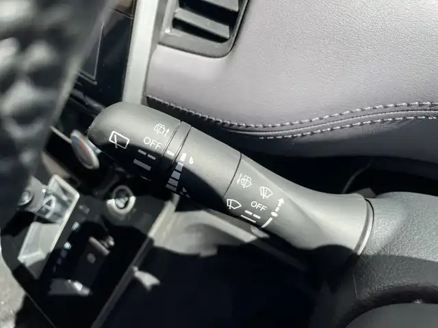 日産 セレナ ハイウェイスター V 愛知県 2021(令3)年 5.3万km ダイヤモンドブラック 純正10型ナビ/フルセグTV/CD/DVD再生/Bluetooth接続/アラウンドニューモニター/純正フリップダウンモニター/衝突被害軽減ブレーキ/車線逸脱警報機能/ブラインドスポットモニター/両側電動スライドドア/レーダークルーズコントロール/コーナーセンサー/純正アルミホイール/ETC/純正LEDヘッドライト/ステアリングヒーター/インテリジェントルームミラー/リアオートエアコン/ドライブレコーダー/ステアリングスイッチ/スマートキー/プッシュスタート
