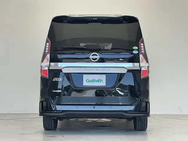 日産 セレナ ハイウェイスター V 愛知県 2021(令3)年 5.3万km ダイヤモンドブラック 純正10型ナビ/フルセグTV/CD/DVD再生/Bluetooth接続/アラウンドニューモニター/純正フリップダウンモニター/衝突被害軽減ブレーキ/車線逸脱警報機能/ブラインドスポットモニター/両側電動スライドドア/レーダークルーズコントロール/コーナーセンサー/純正アルミホイール/ETC/純正LEDヘッドライト/ステアリングヒーター/インテリジェントルームミラー/リアオートエアコン/ドライブレコーダー/ステアリングスイッチ/スマートキー/プッシュスタート