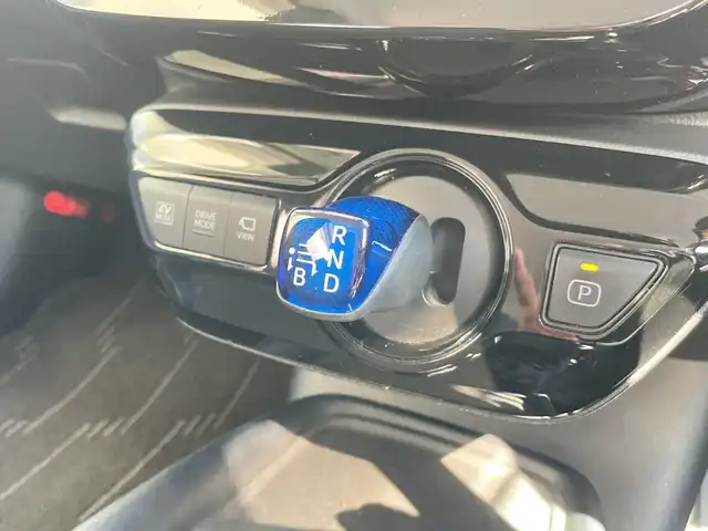 トヨタ プリウス SセーフティプラスⅡ 愛知県 2020(令2)年 5.1万km アティチュードブラックマイカ トヨタセーフティセンス/純正SDナビ/全方位カメラ/レーダークルーズコントロール/バックカメラ/コーナーセンサー/モデリスタエアロ/モデリスタアルミホイール/DSM/LEDヘッドライト/オートマチックハイビーム/ドライブレコーダー/ETC/衝突軽減ブレーキ/フルセグテレビ/プッシュスタート/スマートキー/純正フロアマット