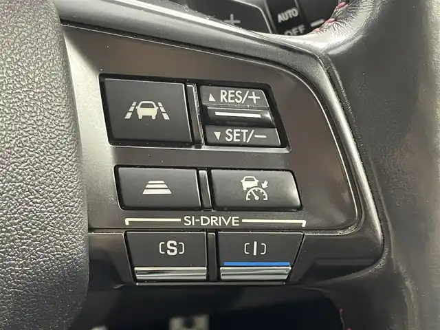 スバル レヴォーグ 1．6STIスポーツアイサイト 茨城県 2017(平29)年 3.9万km クリスタルブラックシリカ アイサイト/純正ナビ/ＡＭ　ＦＭ　ＣＤ　ＤＶＤ　ＢＴ　フルセグ/バックカメラ/ブラインドスポットモニター/レーダークルーズコントロール/レーンキープアシスト/メモリ機能付きパワーシート/コーナーセンサー/ETC/プッシュスタート/スマートキー